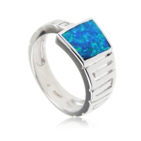 Серебрянное кольцо с синим опалом